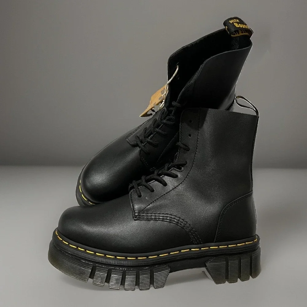 Dr. Martens Audrick 8-Eye Womens Black Leather Lace Up Platform Boots Size 10